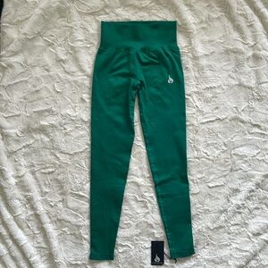 Ryderwear Sculpt BBL Scrunch Seamless Leggings. XS